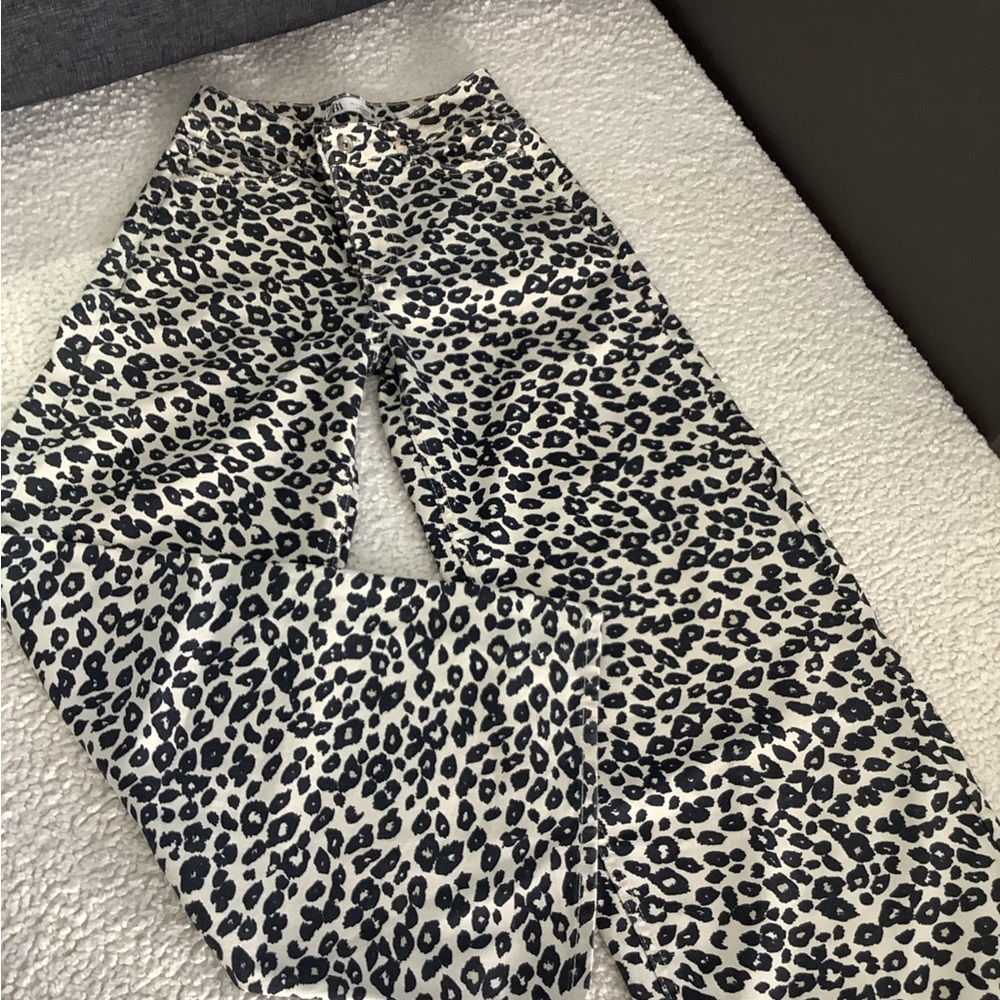 Zara Black and White Leopard Print Wide Leg Jeans NWOT 2